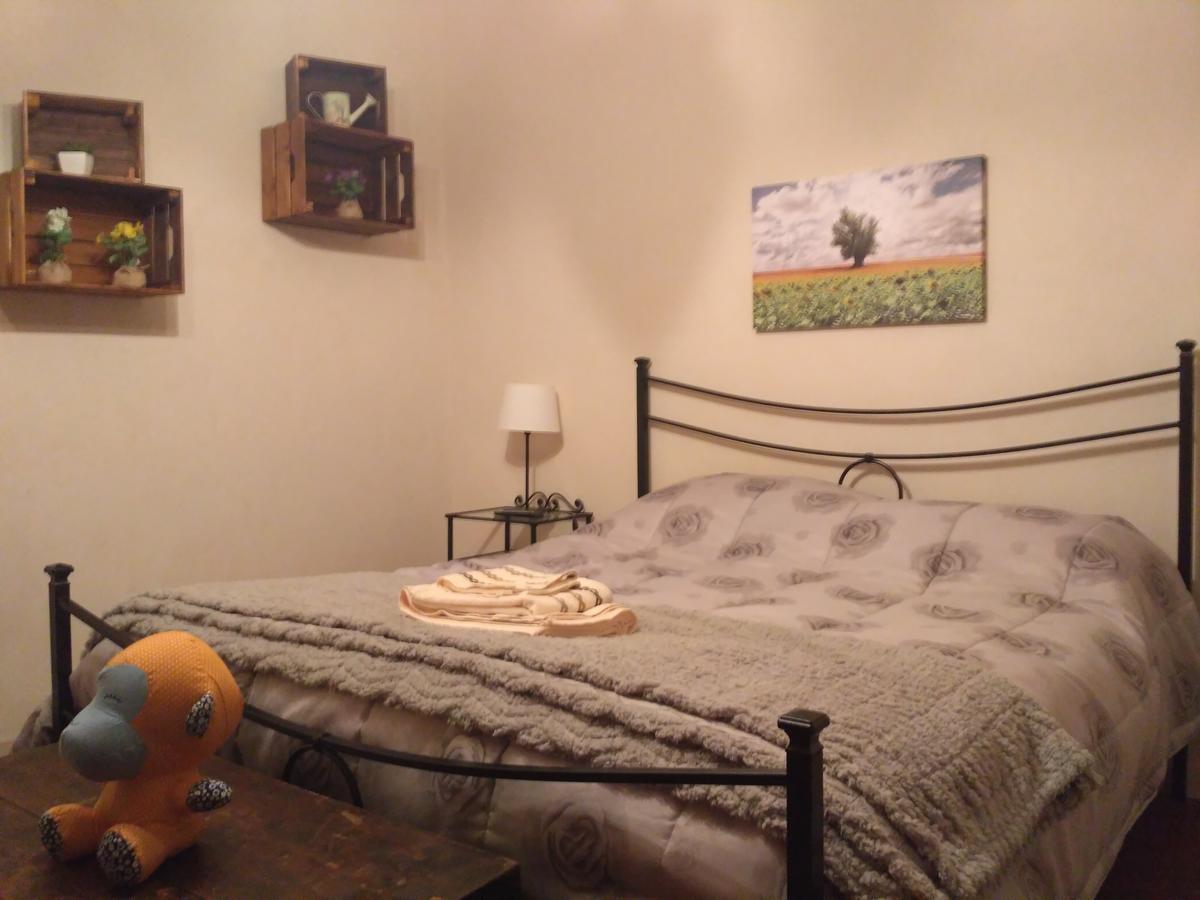 B&B L' Albicocco Гави Екстериор снимка